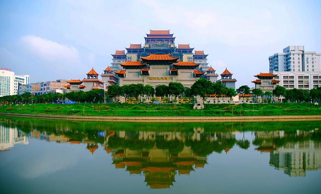 廣西玉林旅游景點(diǎn)大全，探索玉林的自然與文化魅力，廣西玉林景點(diǎn)探秘，自然與文化交織的魅力之旅