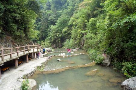 成都周邊團(tuán)建一日游攻略，探索周邊美景，共度團(tuán)隊(duì)時(shí)光，成都周邊團(tuán)建一日游攻略，探索美景，共度團(tuán)隊(duì)精彩時(shí)光