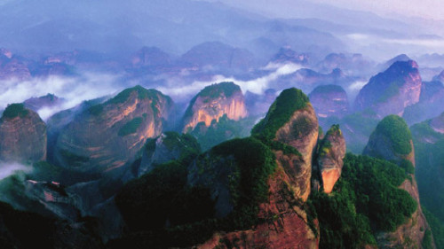 崀山與張家界，究竟哪個更值得一游？，崀山與張家界，旅游目的地選擇對比，哪個更值得一游？