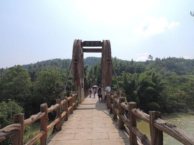 小七孔景區(qū)，自然美景的絕佳展示，小七孔景區(qū)，自然美景的絕佳展示處